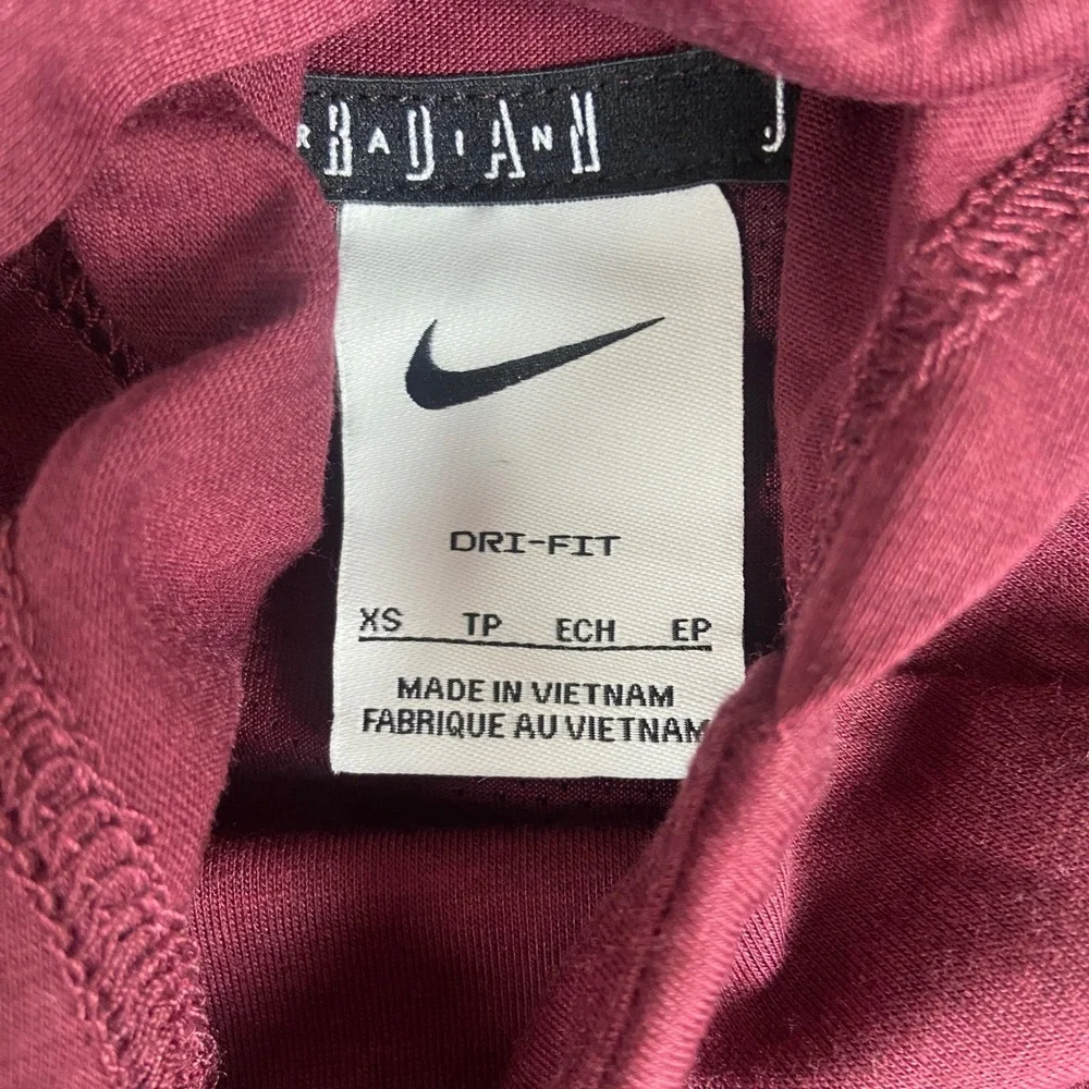 Jordan Training Hoodie Mens XS Burgundy Dri-Fit Long Sleeve Pullover AO9221-669
